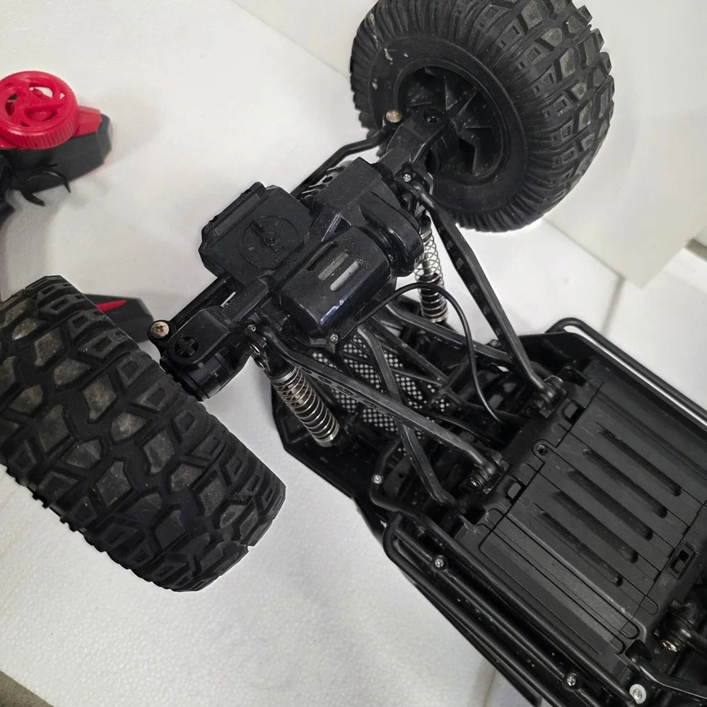 Rock Crawler Super Sonic RC Truck 2.4GHz Off-Road Vehicle Black Gold READ FLAWS